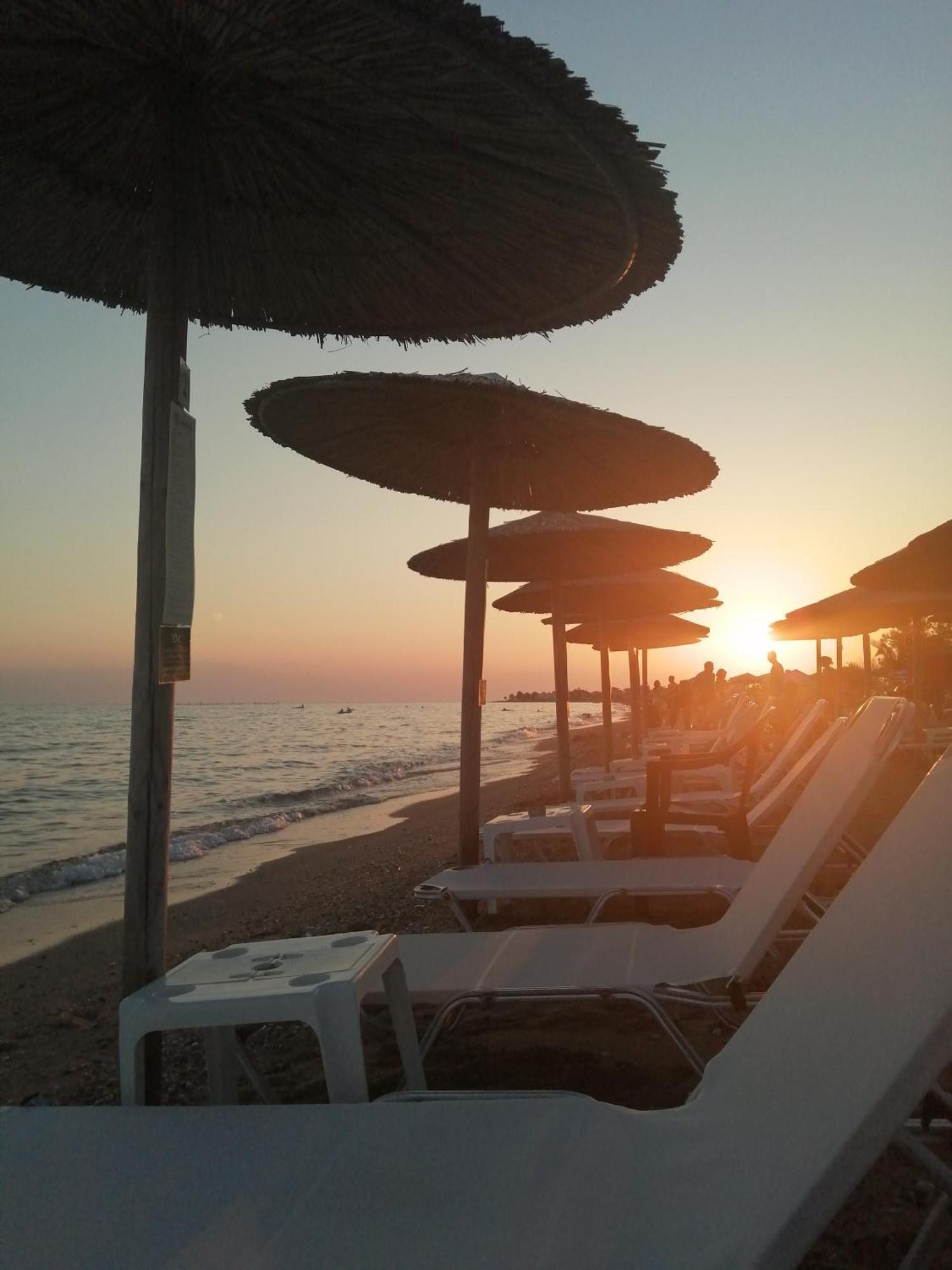Perla Studios Paralia Dionisiou Zewnętrze zdjęcie